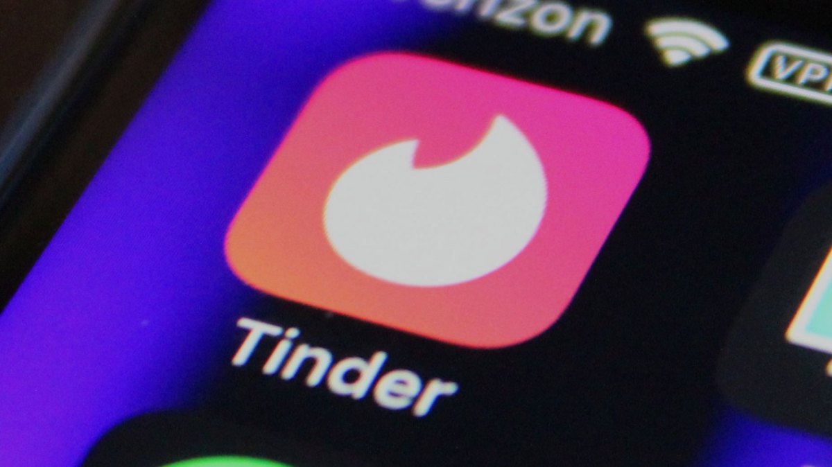 Tinder to use AI to get to know users, tap into their Camera Roll photos