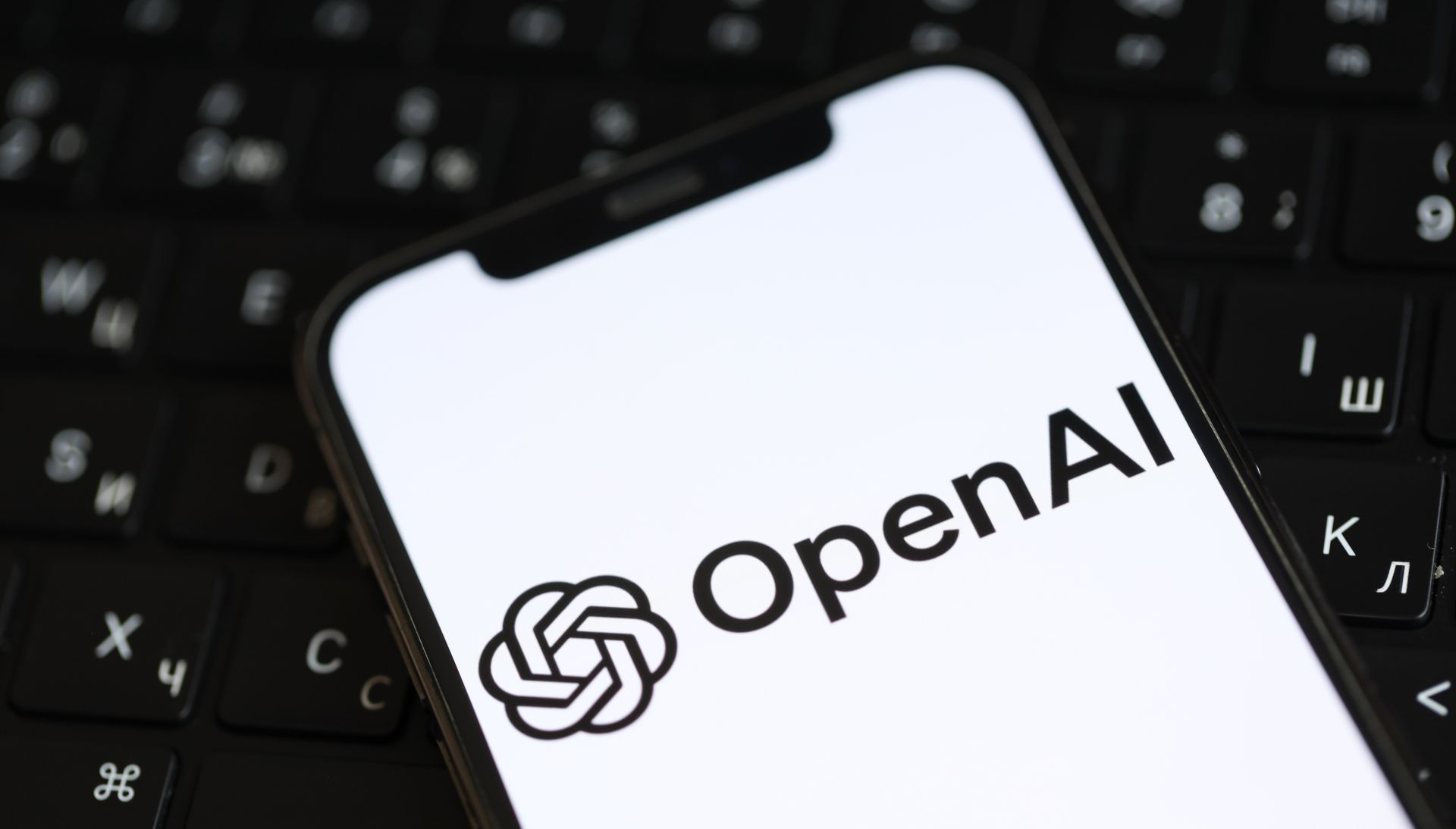 OpenAI Hires Slack CEO as New Chief Revenue Officer