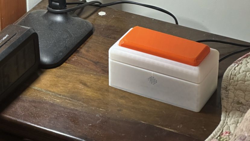 DIY ‘Thought Catcher’ lets you record ideas at night without a phone