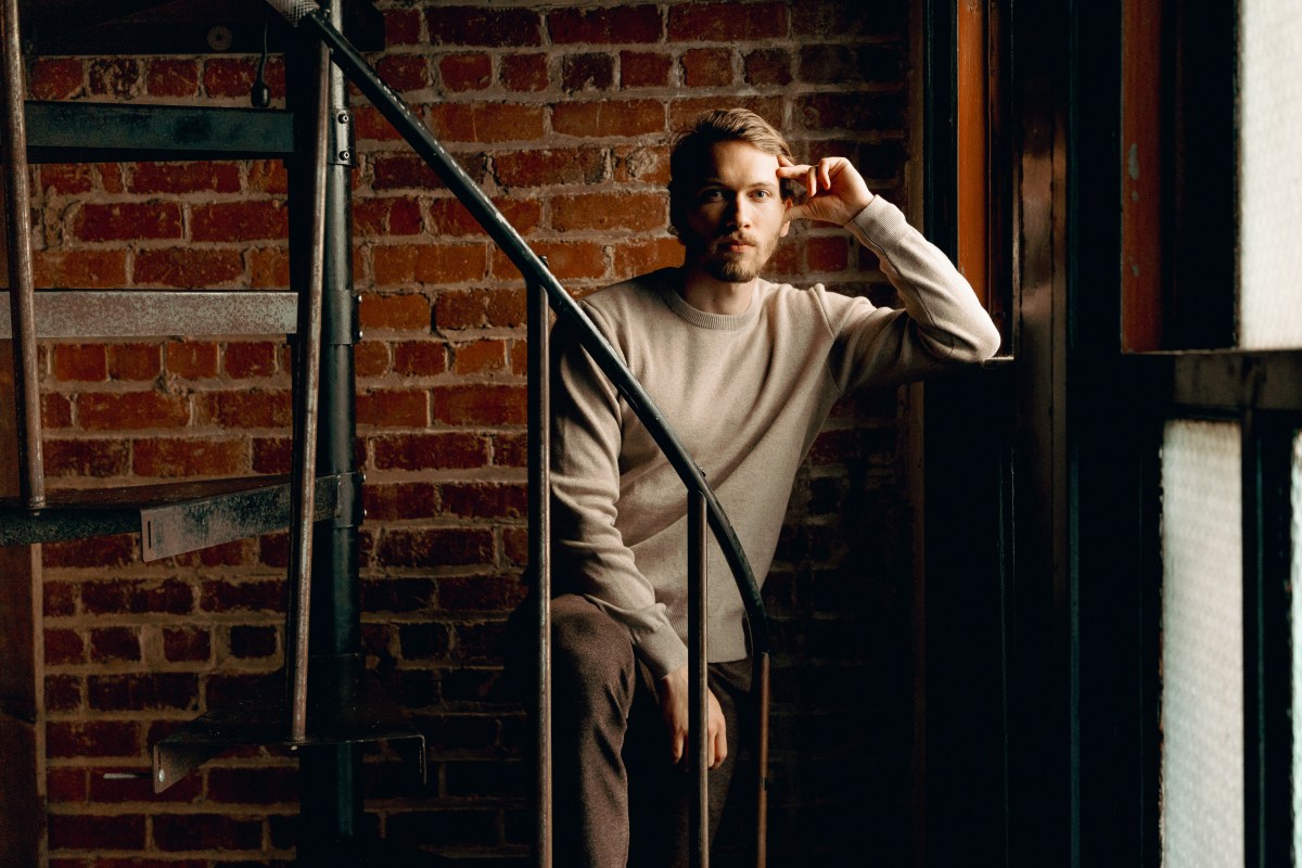 Handshake Acquires Cleanlab to Boost AI Data-Labeling Capabilities