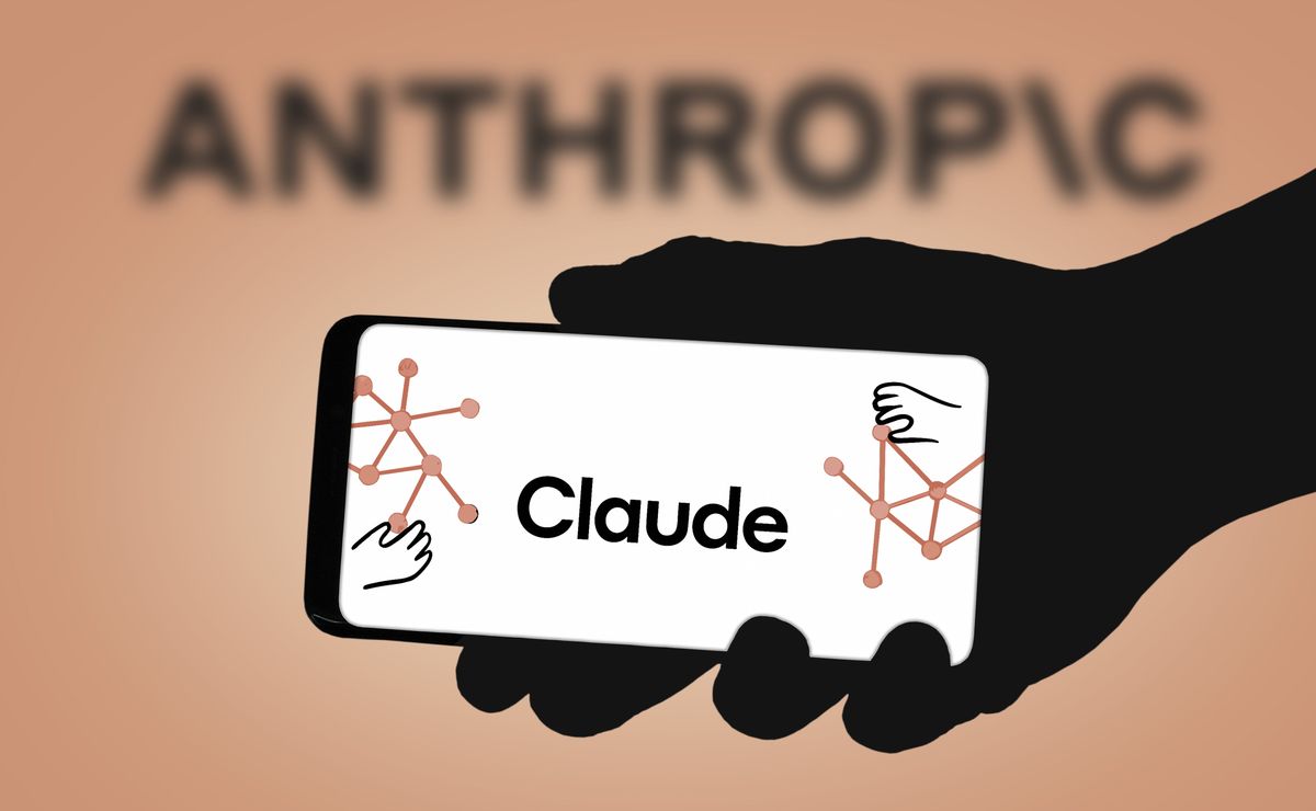 Anthropic Revises Safety Commitment, Shifts to Transparency Reports