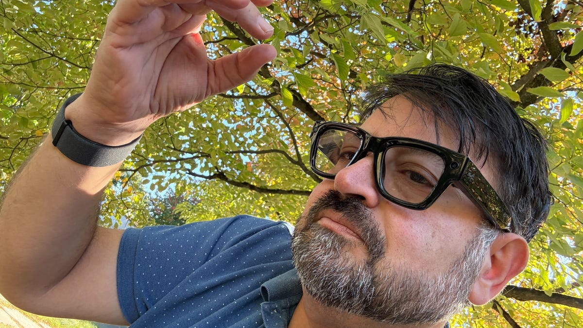 Meta Ray‑Ban Smart Glasses Face Privacy Scrutiny Over AI Data Handling