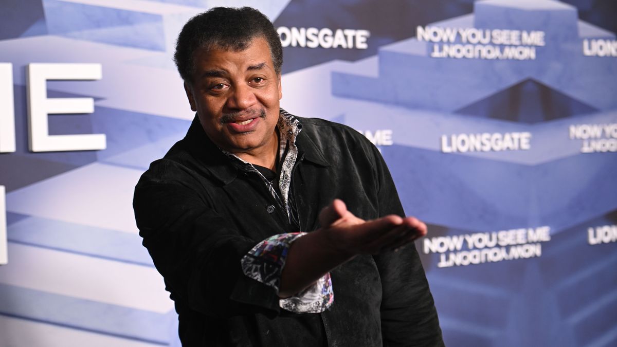 Neil deGrasse Tyson Calls for Global Treaty to Ban AI Superintelligence