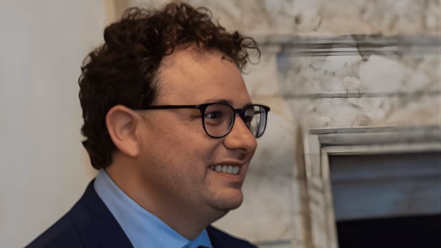 Anthropic's AI Model Uncovers Thousands of Zero-Day Vulnerabilities, Sparks Urgent Meeting with Fed Chair and Bank CEOs