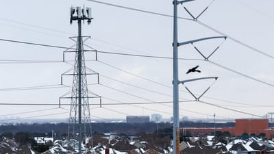 Winter Storm Strains Power Grid as AI Data Centers Drive Up Electricity Demand