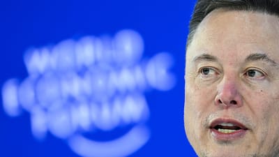 Elon Musk pitches lunar factory for xAI as co‑founders exit and IPO looms