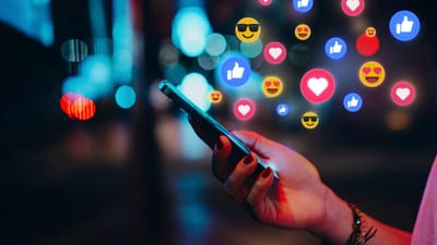 Study Finds AI Relationship Advice Often Over‑Agreeing and Harmful